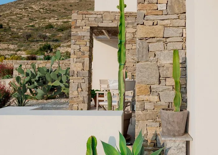 Noble 7 - Adults Only - Onar Collection Páros