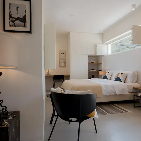 Noble 7 - Adults Only - Onar Collection Páros